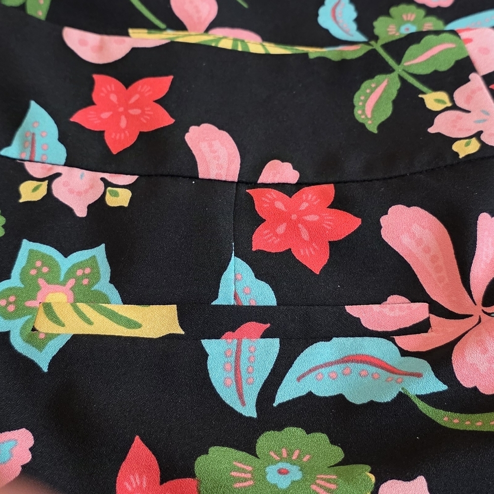 New York & Company Black And Bright Floral Tie Waist Wide Leg Pants Size M NWOT - Picture 10 of 10